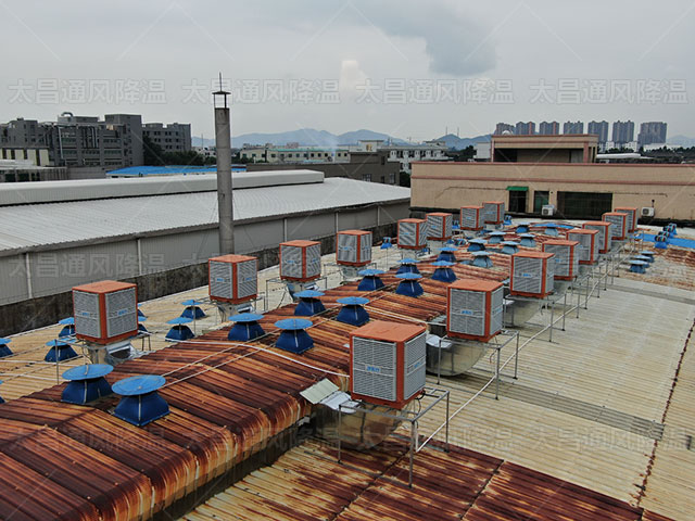 科迪實業(yè)環(huán)保空調(diào)氣樓安裝(無人機拍)-(10).jpg